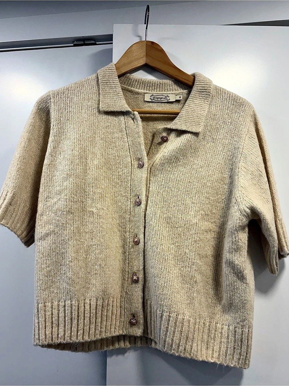 Free People Short Sleeve Cardigan in Beige Size Medium Like New